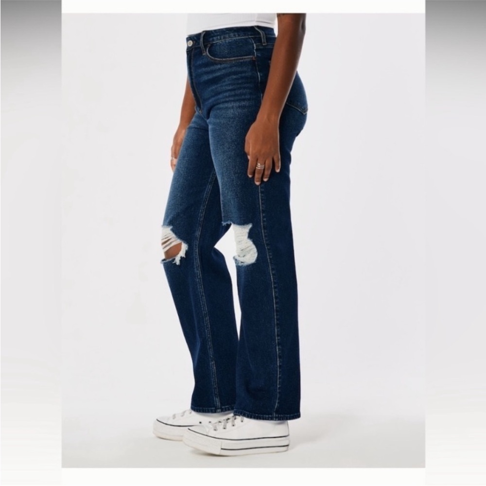 EUC Hollister Curvy Ultra High-Rise Dad Jeans Distressed Knees Dark Wash